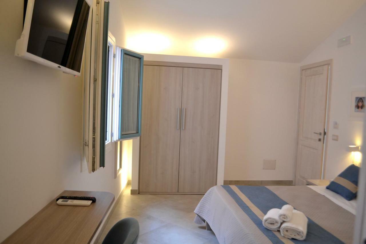 Hotel Domo'E Sorres Olbia Exterior foto
