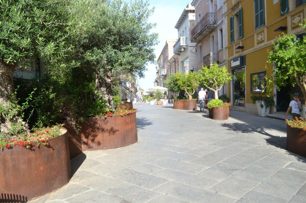 Hotel Domo'E Sorres Olbia Exterior foto